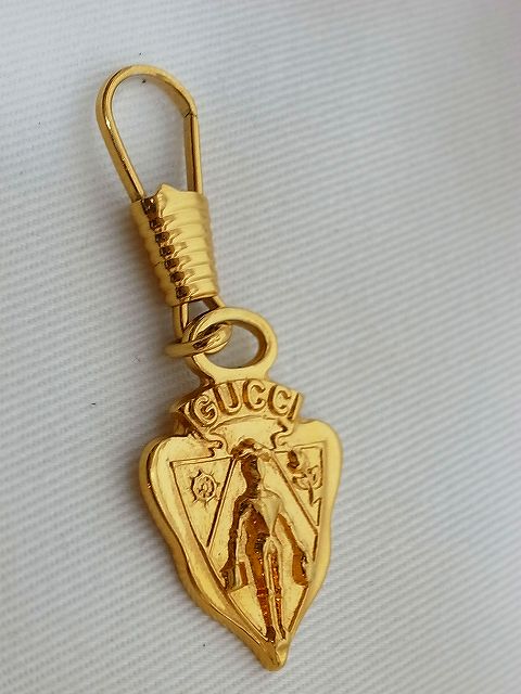 guccikeyholder06