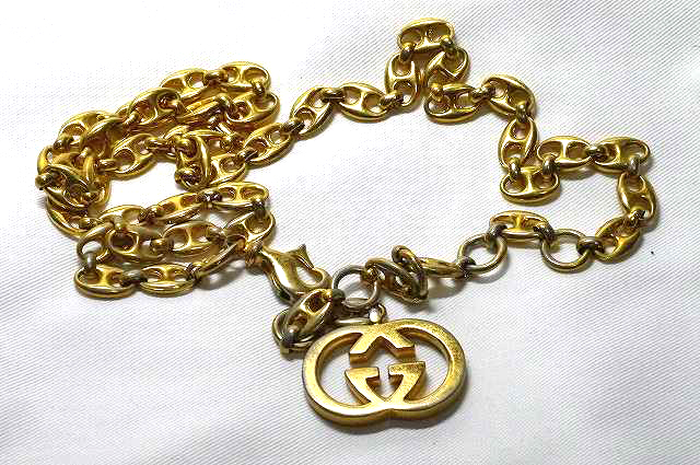 guccikeyholder075