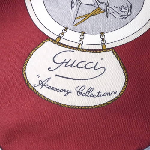 gucciscarf28