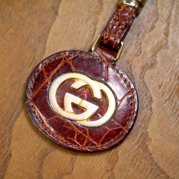 guccikeyholder086
