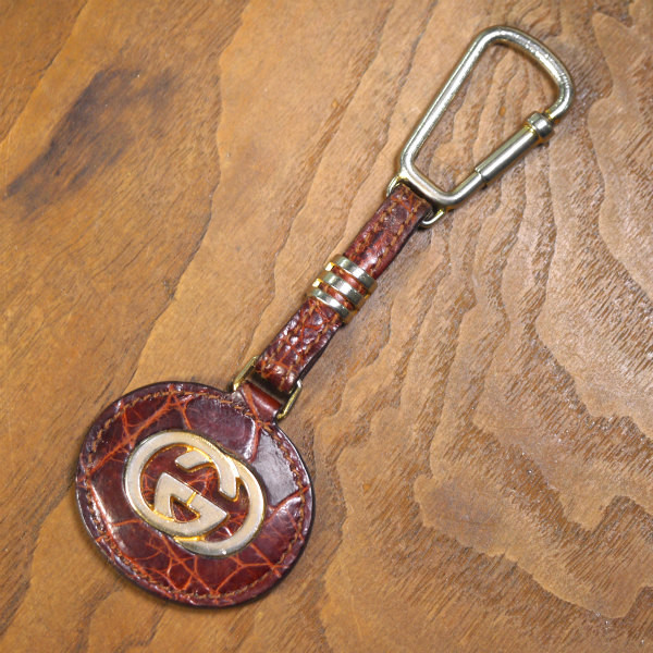 guccikeyholder086