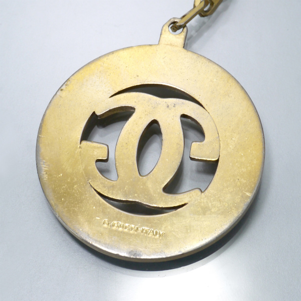 guccikeyholder094