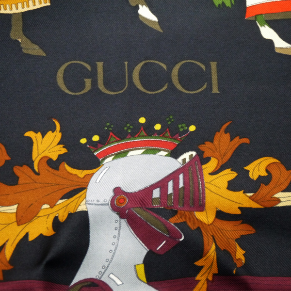 gucciscarf39